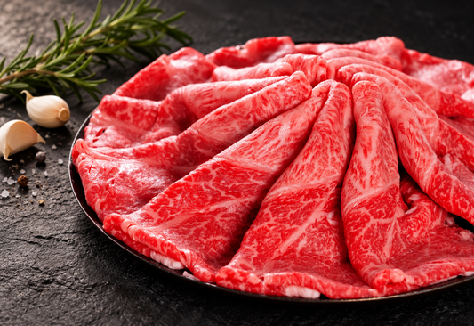 富永和牛 ウデスライス（1kg）の盛り付け写真